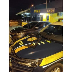 PRF prende em Balsa Nova quadrilha envolvida em roubo de cargas e sequestro de caminhoneiros